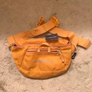 Eddie Bauer stowaway waist pack. Hip sack. Waist bag